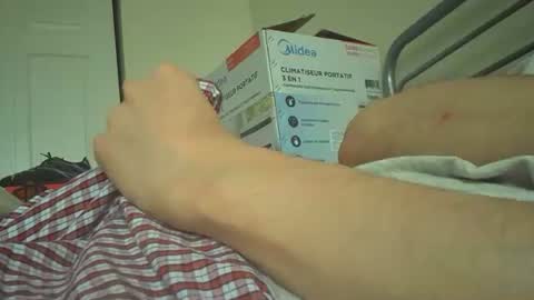 eliexavier123456789 online show from December 23, 5:32 pm