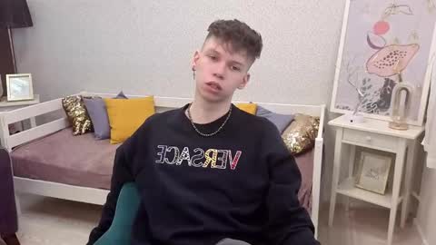 eliotmars online show from April 13, 11:11 am