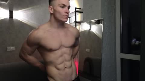 elliot_muscle04 online show from March 21, 6:34 pm