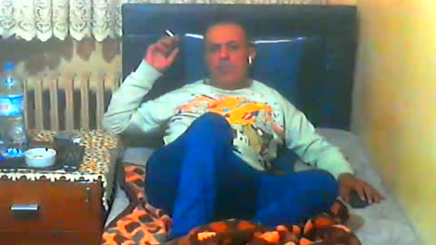 Snapshot of elpaso01 chatting on October 10, 8:24 pm elpaso online show from October 10, 8:24 pm