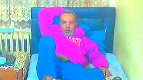 Snapshot of elpaso01 chatting on February 23, 9:58 pm elpaso online show from February 23, 9:58 pm
