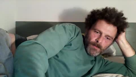 elyjahoye online show from November 25, 9:06 pm