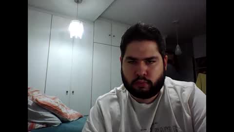 embarrassed_str8_3incher online show from April 4, 12:40 am