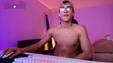 emilio_rivs online show from January 12, 1:53 am