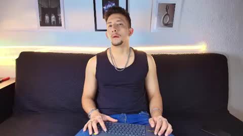 EMILIOCUM online show from June 22, 4:41 am