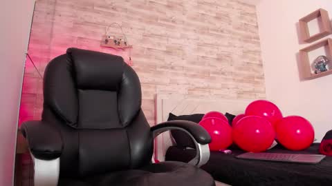 emir_ozan online show from February 14, 8:48 pm