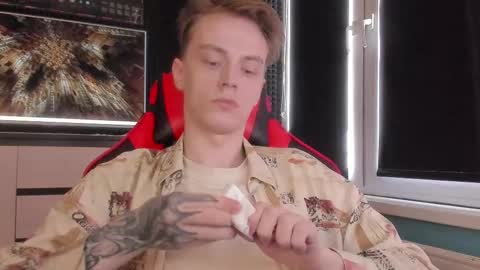 Enker online show from February 5, 12:56 pm