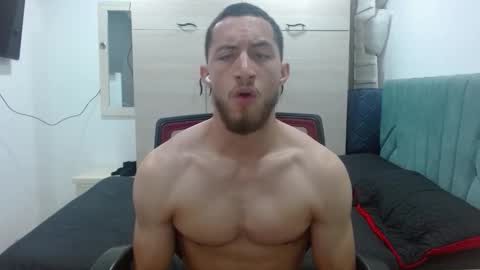 enzo_savage online show from November 20, 5:56 pm
