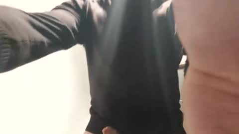 Enzos Massive Cock online show from December 17, 11:28 am