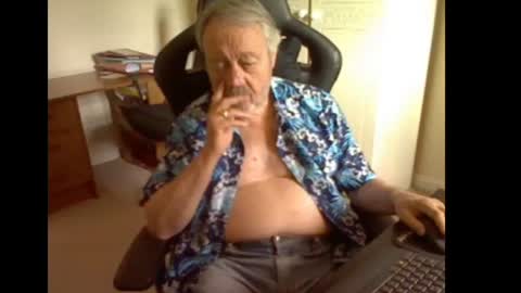 erasmus_d online show from July 25, 5:54 pm