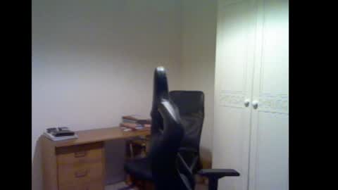 erasmus_d online show from March 4, 6:04 pm