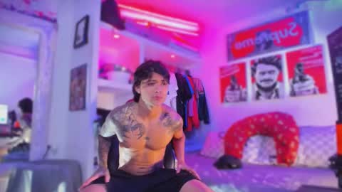 Tht BOSS Eren online show from February 19, 4:09 am