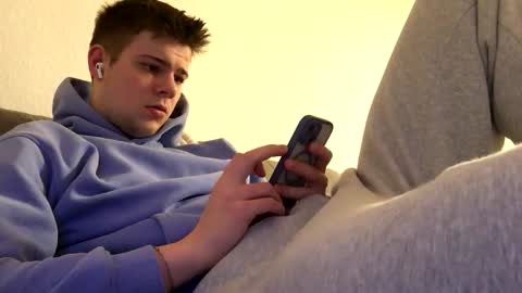 eric123754216 online show from December 4, 3:41 pm