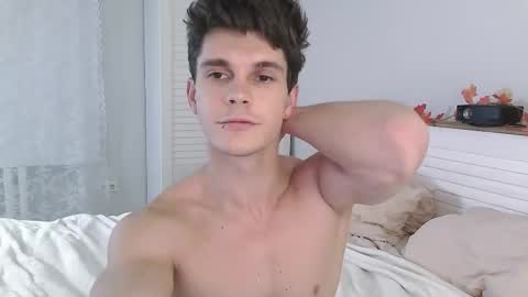 Eric Crush online show from November 10, 7:35 am