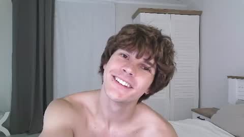 Eric Crush online show from July 28, 4:31 am
