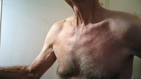erick280187 online show from July 18, 6:57 pm