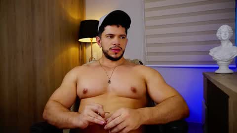 Erick Thompson online show from March 19, 10:35 pm