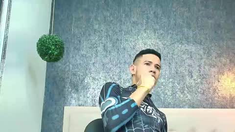   online show from April 11, 12:31 pm