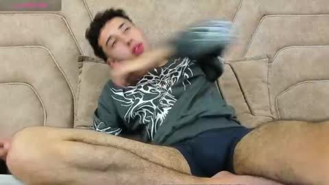 Erick online show from June 2, 8:32 pm