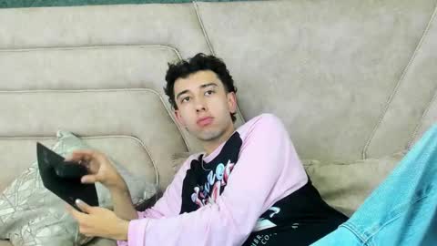 Erick online show from March 3, 1:26 pm