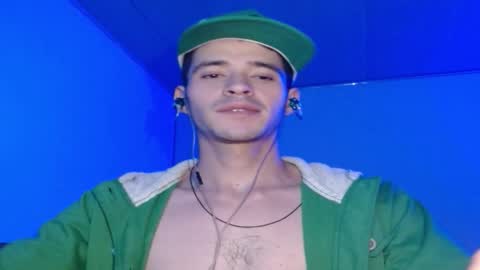 erikk 565 online show from January 10, 7:23 am