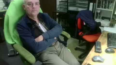 ernello online show from October 31, 10:02 pm