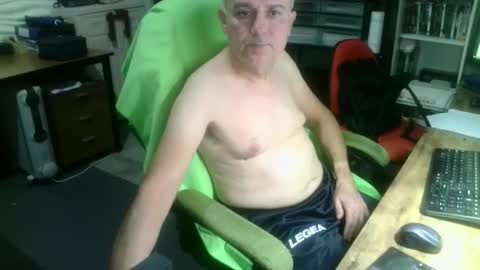 ernello online show from September 22, 6:07 pm