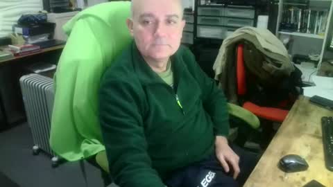 ernello online show from November 28, 6:38 am