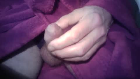 Snapshot of ernie4u chatting on December 28, 12:57 am Ernie online show from December 28, 12:57 am