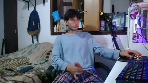 Esteban online show from February 28, 6:41 pm