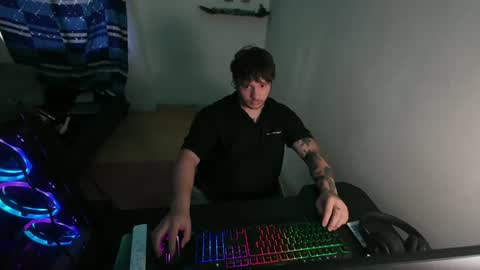 eskol212 online show from July 11, 10:12 pm