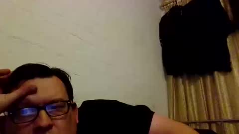 essexman44 online show from March 13, 12:18 am