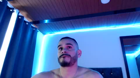 Esteban Fernandez online show from March 11, 4:07 pm