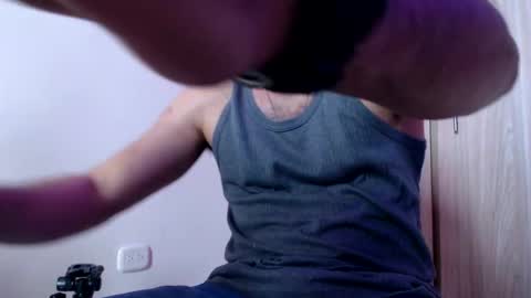 Esteban Fernandez online show from January 29, 5:02 pm