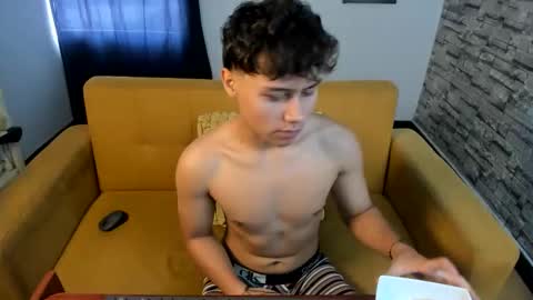 Esteban Rios online show from November 25, 12:51 pm