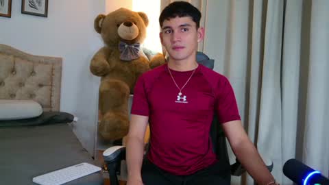Esteban online show from July 25, 11:40 am