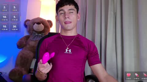 Esteban online show from May 26, 11:01 pm