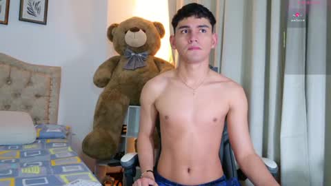 Esteban online show from July 21, 11:45 am