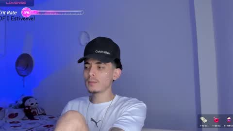 estivenvel online show from March 6, 6:05 pm