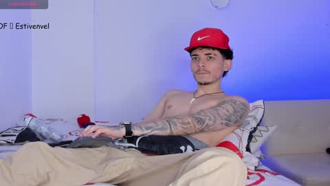 estivenvel online show from January 9, 2:07 pm