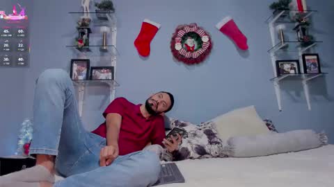 ADAM TAYLOR  ETHAN CAMBAL INDEPENDENT MODELS online show from November 26, 5:49 pm