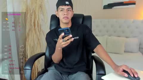 ethan online show from February 14, 1:51 pm