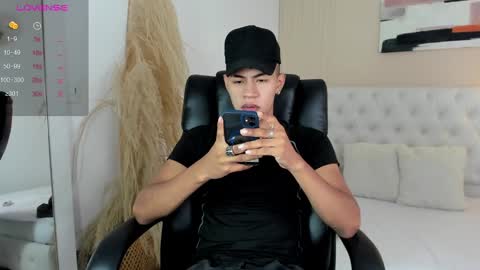 ethan online show from December 19, 12:56 pm