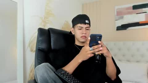 ethan online show from February 26, 1:19 pm