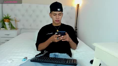 ethan online show from January 14, 1:06 pm