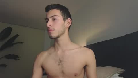 Snapshot of ethan_skiny_ chatting on February 16, 6:10 am Joan online show from February 16, 6:10 am