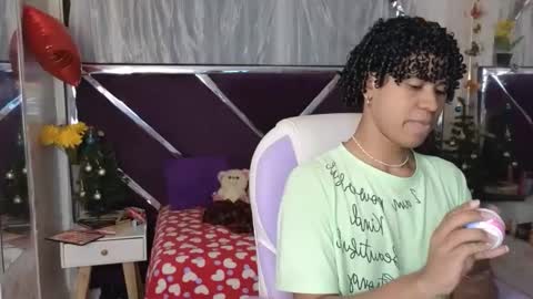 Etthanhaw online show from December 29, 8:58 pm