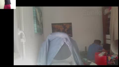 eunile online show from June 15, 10:29 am