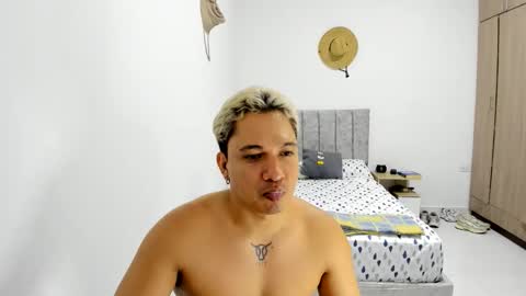 Evan online show from June 8, 5:03 pm