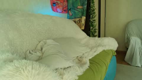   Evan   online show from March 5, 4:35 am